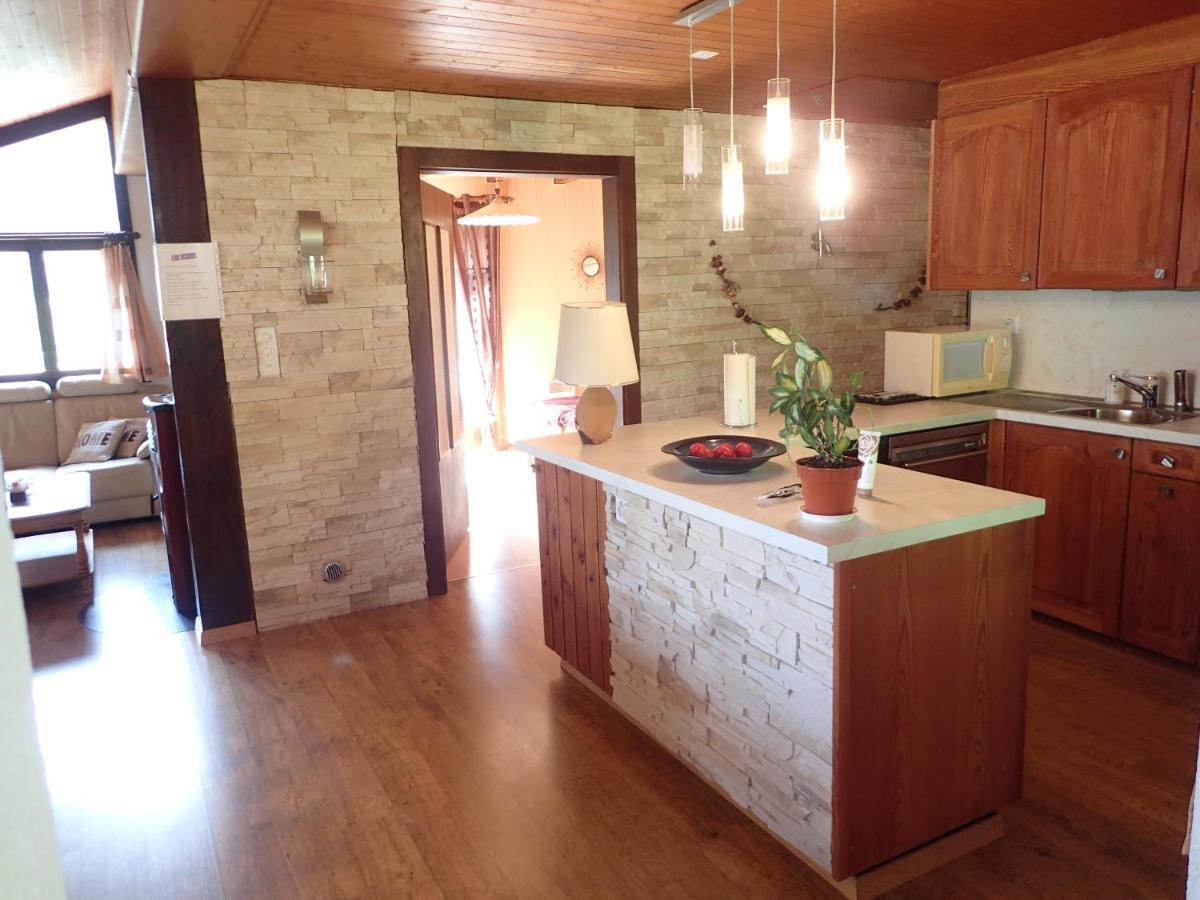 Вилла Chalet Le Muguet Овронна Экстерьер фото