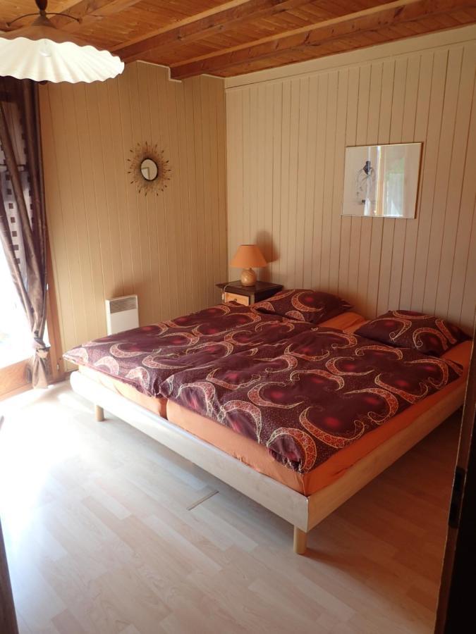 Вилла Chalet Le Muguet Овронна Экстерьер фото