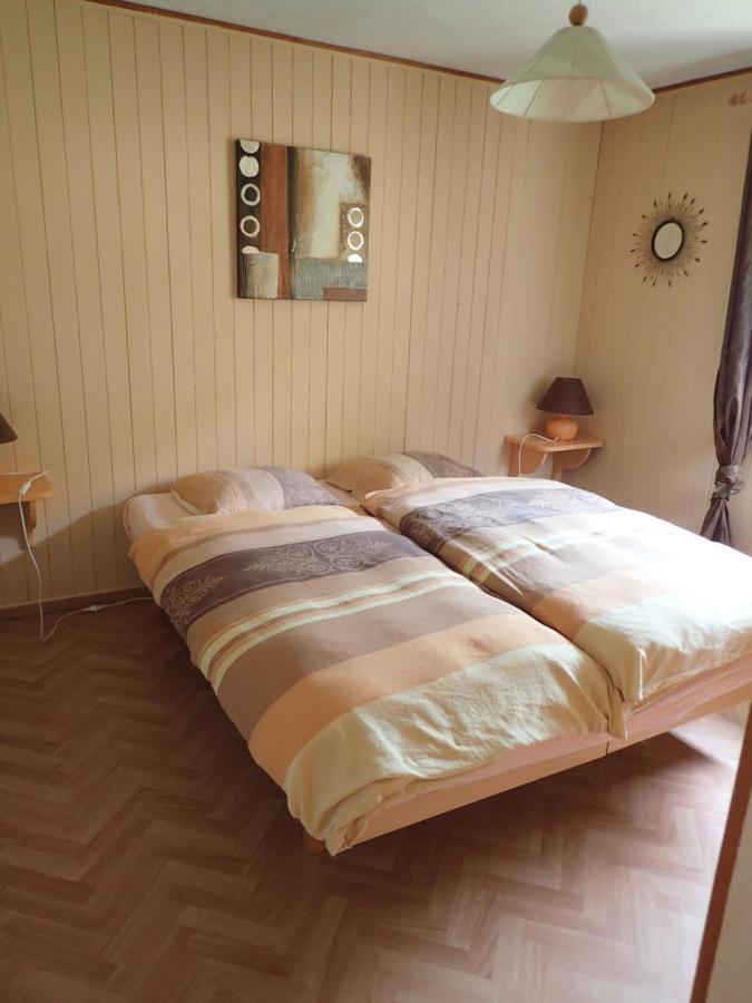 Вилла Chalet Le Muguet Овронна Экстерьер фото